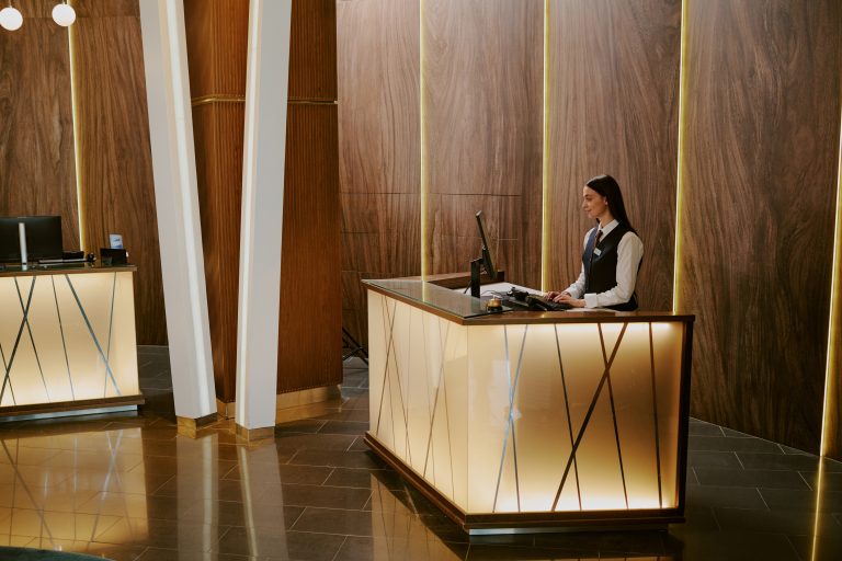 Wide,Shot,Of,Luxurious,Hotel,Lobby,With,Adorable,Young,Adult